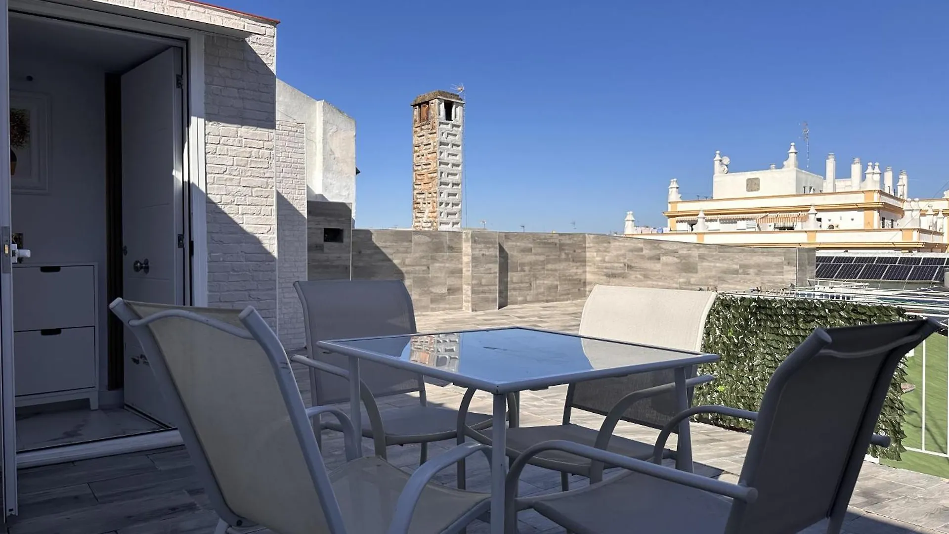 Dante Suite - Ole Solutions Jerez de la Frontera 0*,  Spain