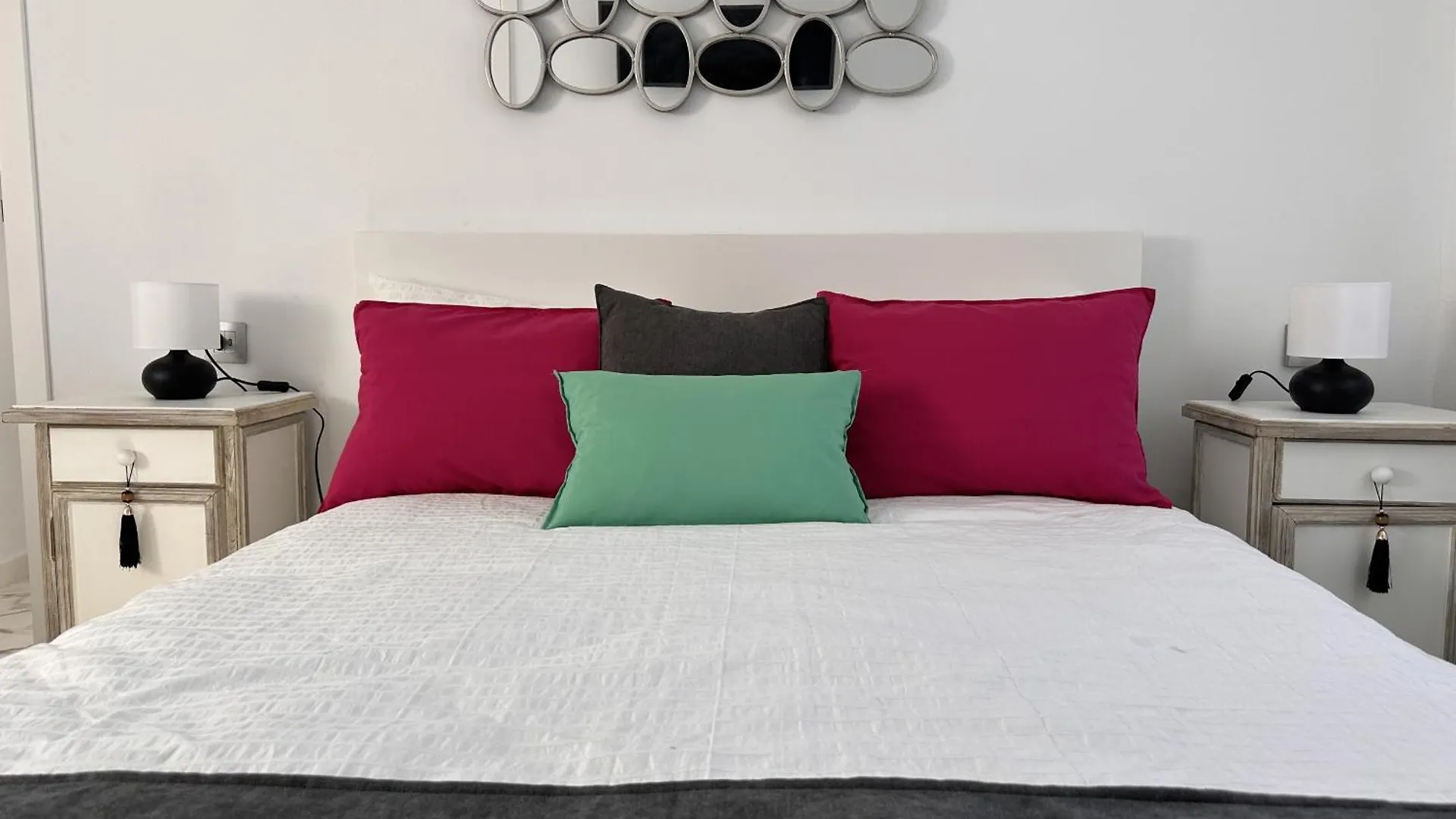 Dante Suite - Ole Solutions Jerez de la Frontera 0*,  Spain